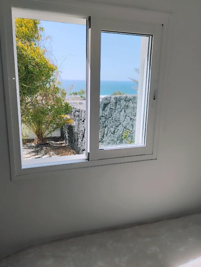 Beautiful Small Bungalow, Amazing Views And Garden Famara Ngoại thất bức ảnh