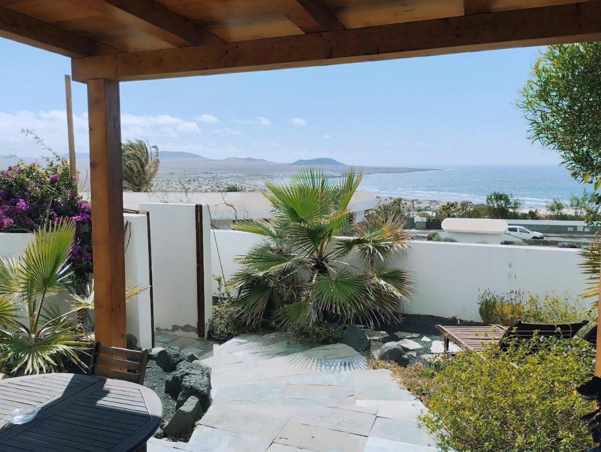Beautiful Small Bungalow, Amazing Views And Garden Famara Ngoại thất bức ảnh