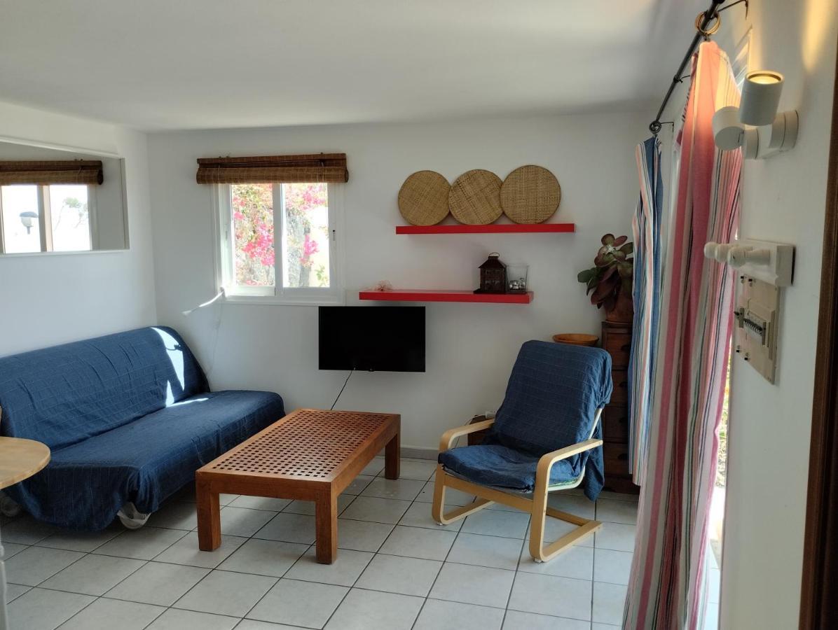 Beautiful Small Bungalow, Amazing Views And Garden Famara Ngoại thất bức ảnh